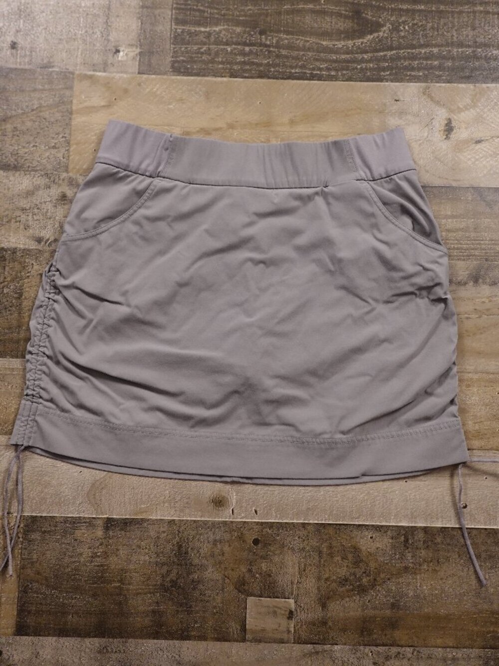Columbia Anytime Casual Skort Women’s Large Gray Omni-Shield Outdoor Travel